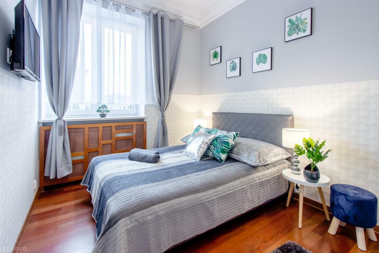 *Clicktheflat* Wilcza 33 Street Apart Rooms In The City Center 바르샤바 외부 사진